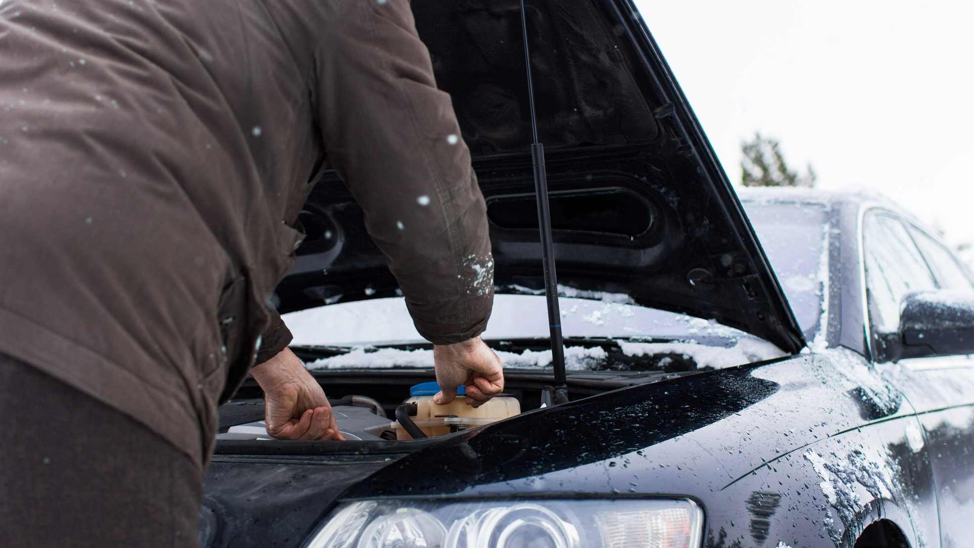 Машина не заводится в мороз, причины, как устранить, полезные советы. почему автомобиль не заводится при низких температурах. причины отказа запуска двигателя в зимнее время.