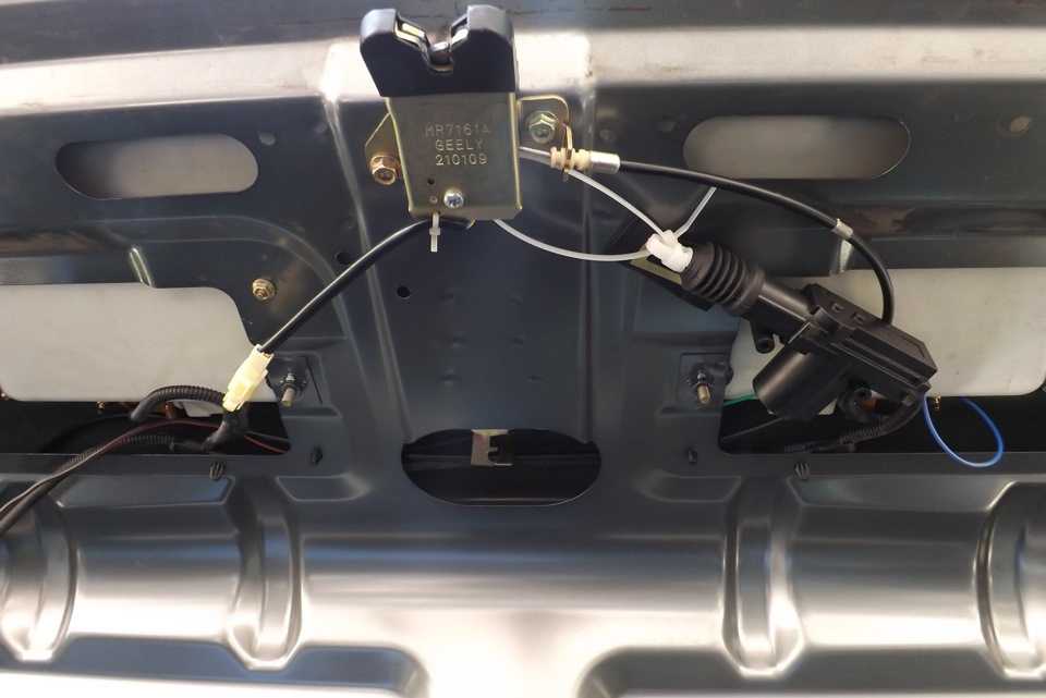 Как установить самостоятельно электропривод багажника | the robot