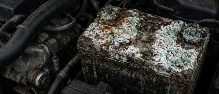 Установка аккумулятора на автомобиль: что нужно знать