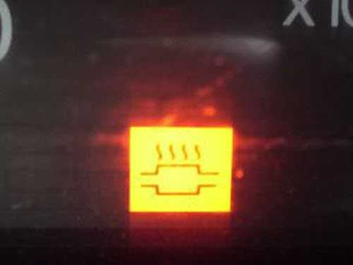 Выключатель топливного насоса: об этой кнопке в машине не знают большинство водителей
