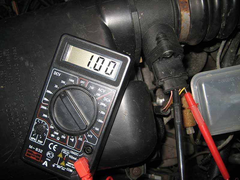 Ошибка p0102: низкий уровень сигнала датчика расхода воздуха