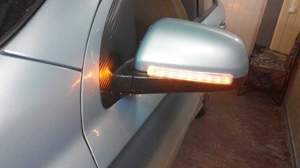 Светодиодный повторитель поворота в боковые зеркала. установка повторителей поворота своими руками на автомобиле