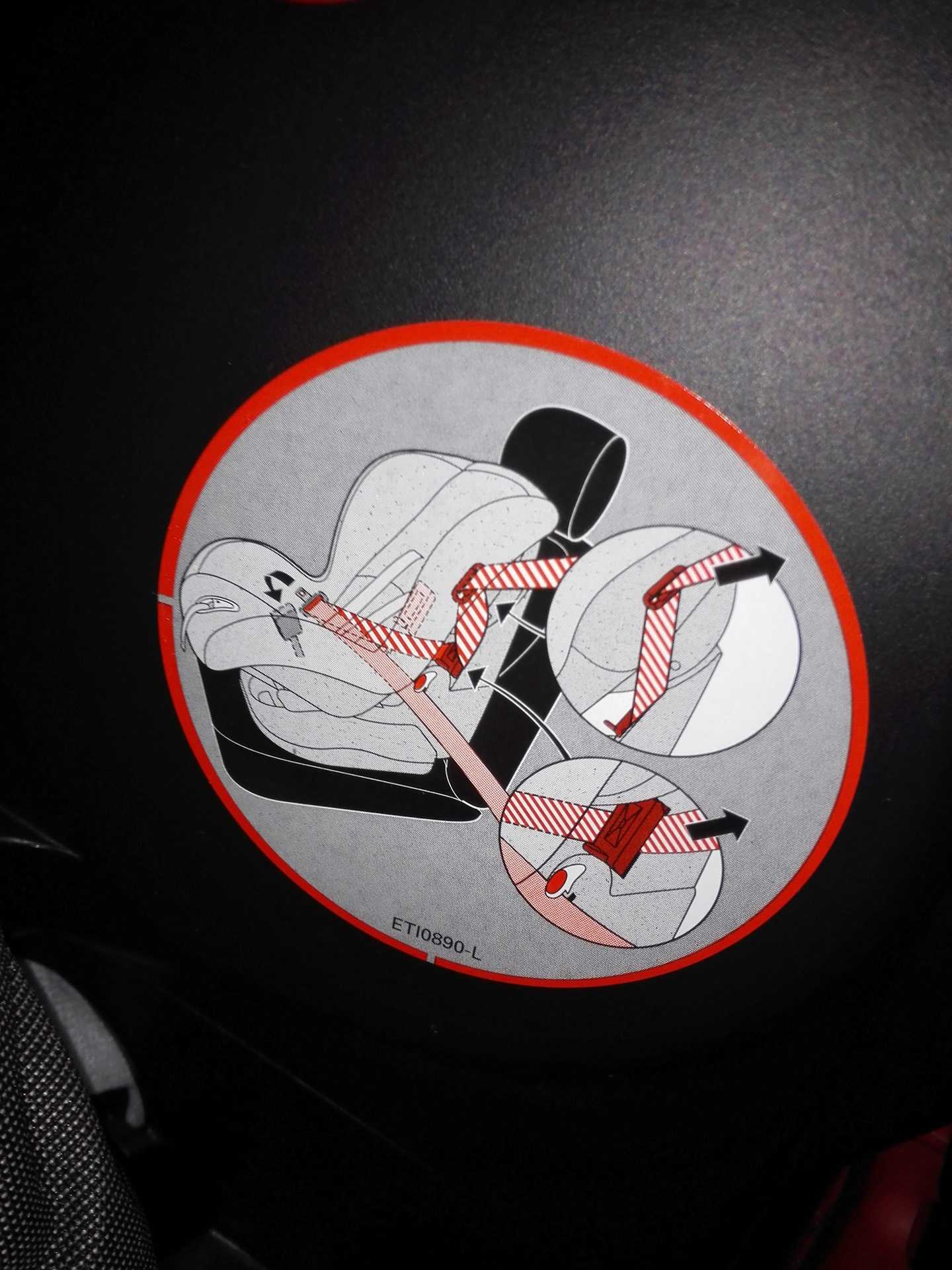 Крепление детского кресла isofix что это такое в машине и так ли оно необходимо